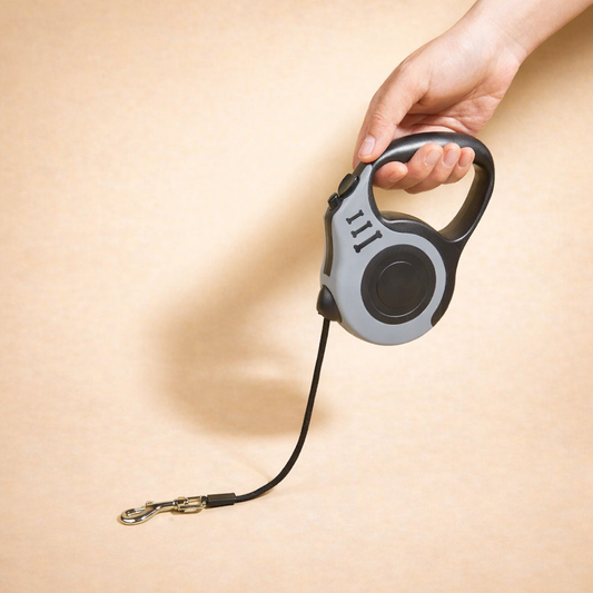 FlexiStride™ Retractable Dog Leash – Smooth Control, Tangle-Free Lead for Safe & Comfortable Walks